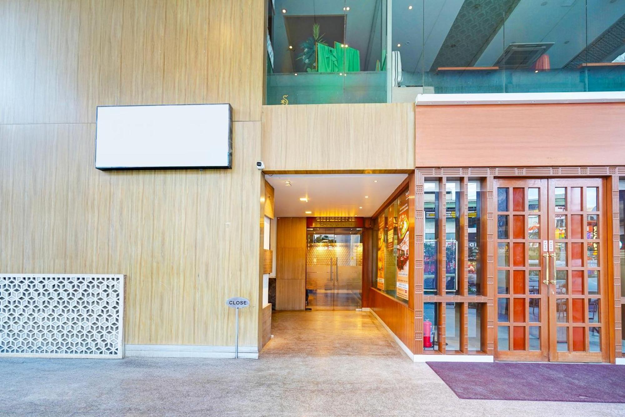 Super Collection O Marathahalli Formerly Krishna Boutique Bangalore Extérieur photo